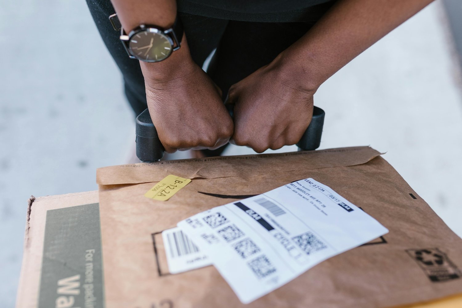 Delivery driver moving packages — workers comp claims management case study